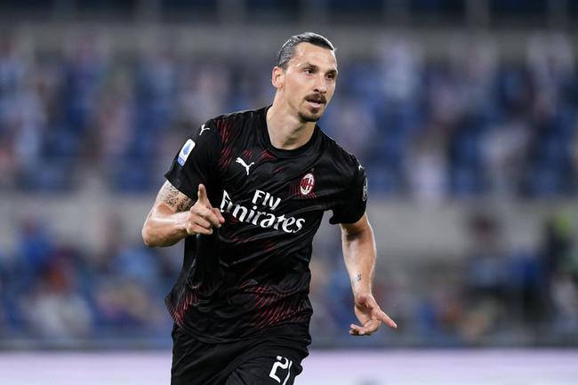 伊布还未和AC米兰续约！38岁伊布照样驰骋意甲！