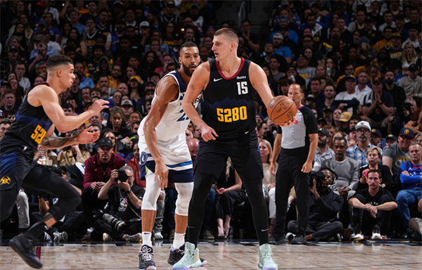 约基奇40+13创纪录 打爆戈贝尔夺赛点