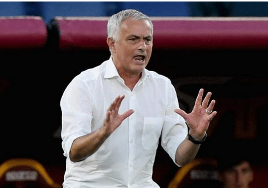 罗马两大目标留队，球队今夏引援或已结束！穆帅或无奈使用边缘人！