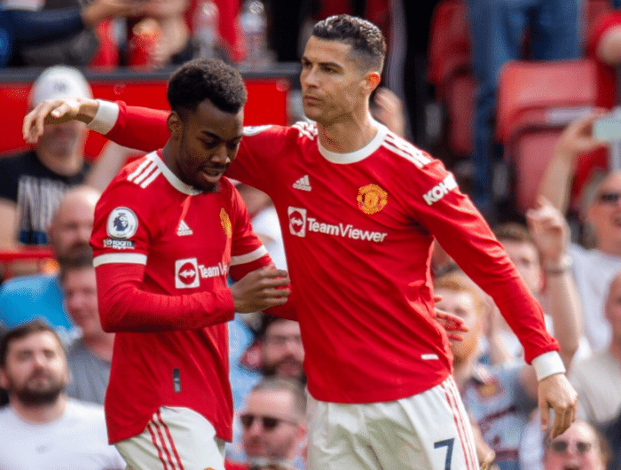 曼联空谈留C罗，尤文式悲剧历历在目，门德斯很现实