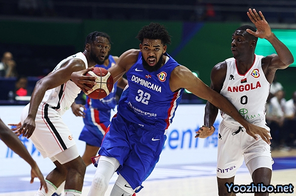 多米尼加男篮75-67力克安哥拉男篮 唐斯受困犯规仅8分