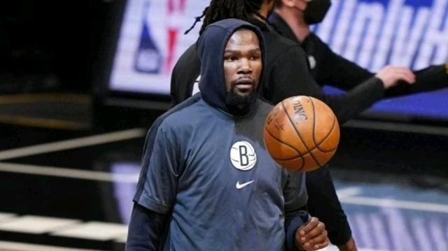 干裂皮肤事件后续！杜兰特再回击质疑者：我不是道德绑架