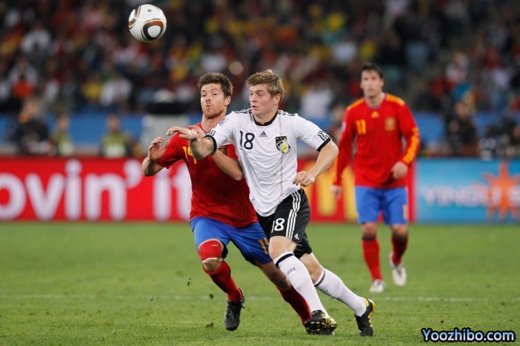 西班牙vs德国历史战绩一览：西班牙25场8胜8平9负！