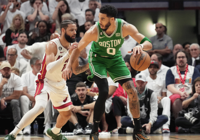 塔图姆31+11刷爆纪录：东决率队拖进抢七 有望造史上首个0-3逆转