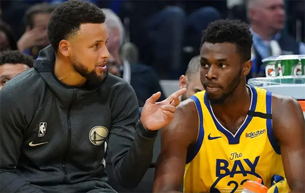 曝勇士愿意交易维金斯！库里希望续约科尔 目前勇士更衣室氛围没问题