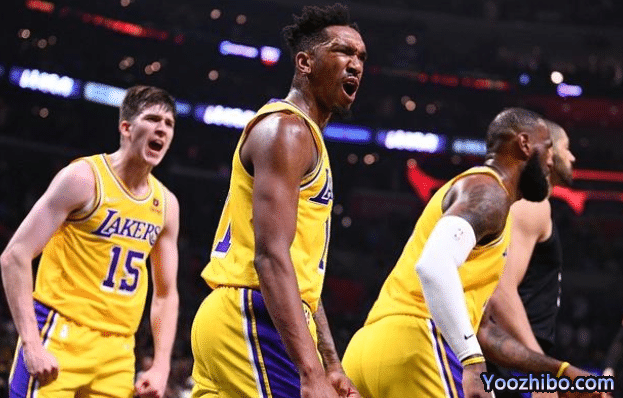 4年4500万？曝活塞计划追求蒙克 湖人神射或因合同问题离开詹皇