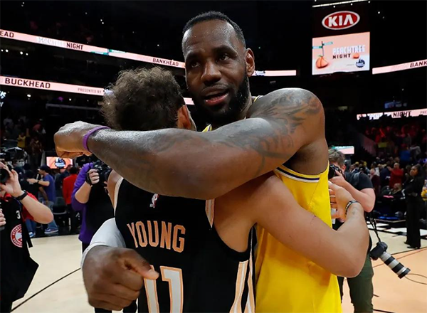 特雷-杨惊人言论引争议：若身高2米03，我将成史上最佳