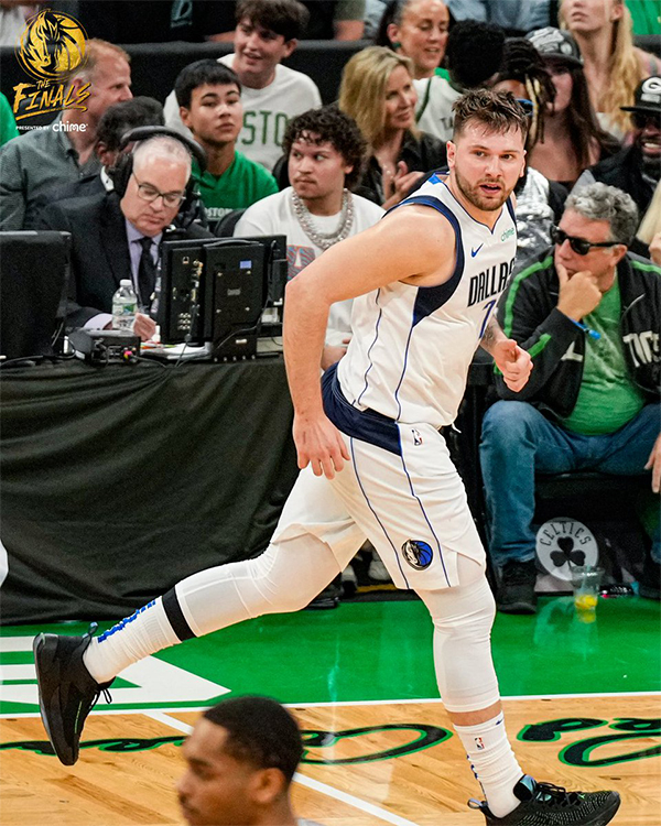 东契奇带伤主宰总决赛G2上半场 塔图姆遭压制