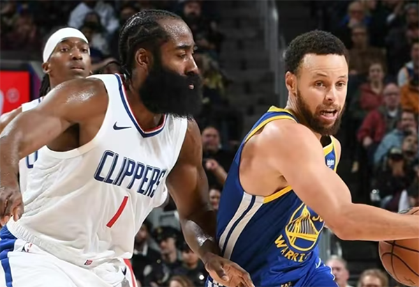 保罗一级恶犯撞倒泰斯引冲突 快船记者吐槽：追梦精神依然在