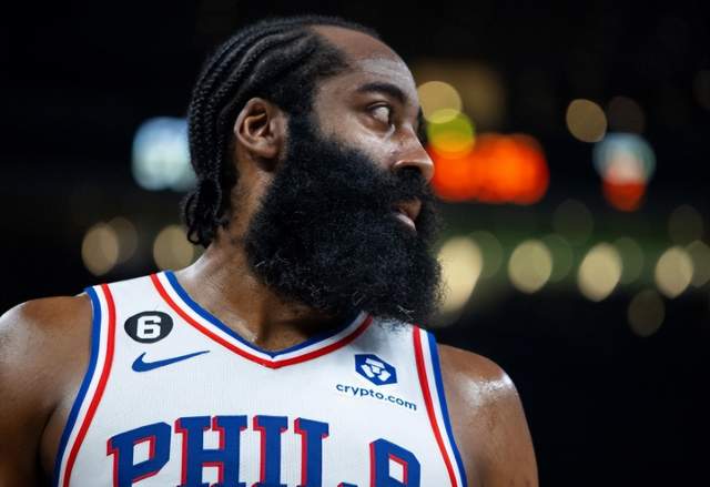 哈登最新动态！遭昔日主帅怒斥，5秒卖1万瓶红酒，表演空翻乐坏了