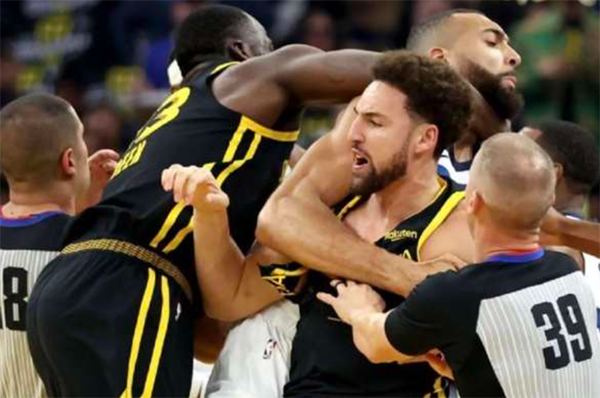 解除禁赛！格林公开回应锁喉戈贝尔：我不后悔 我永远不会改变