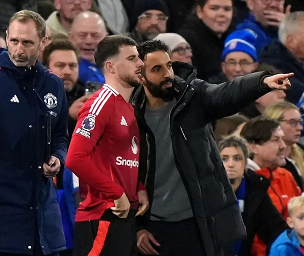 曼联6000万先生命运转折：阿莫林重用，两大优点或助其逆袭