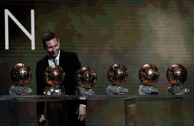 <a href=/qiuxing24zb/zuqiuzhibo/119.html target=_blank class=infotextkey>梅西</a>金球奖也拿到手软