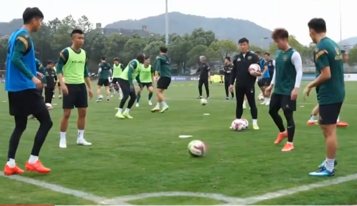 粤媒：沧州雄狮和浙江队基本确定递补中超