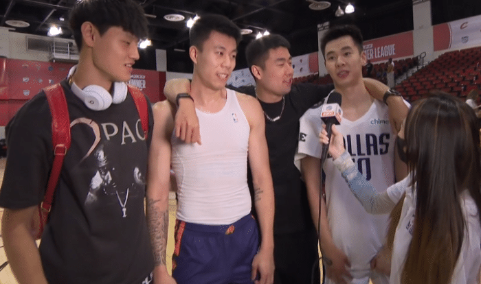 郭昊文首秀9分！张镇麟2投9分曾凡博复出 赛后中国四大新星同框出镜