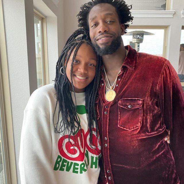 怒吼吃技犯！贝弗利晒女儿聊天记录引热议 球迷调侃：球风真像你