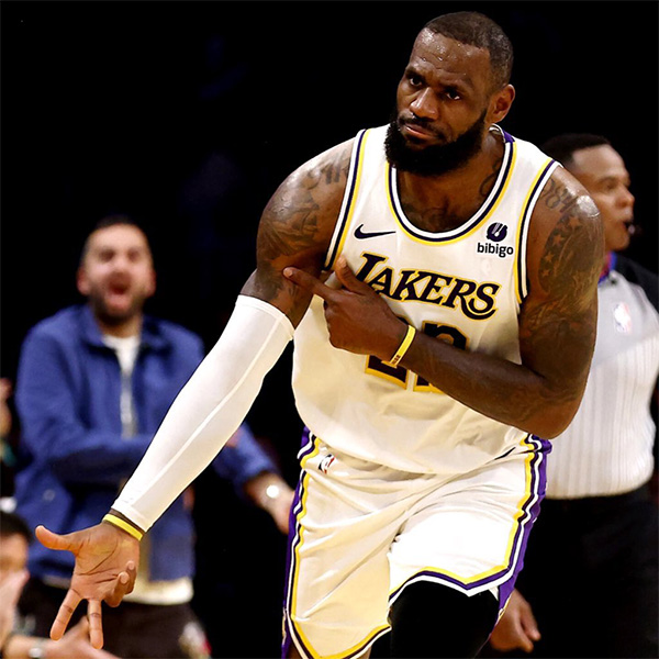 NBA圣诞大战神预测：湖人大概率输球 詹皇冲多项历史第一