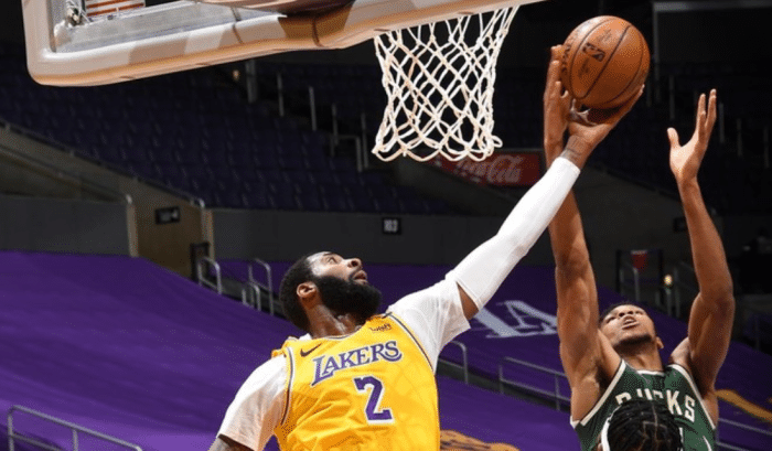 湖人真惨！庄神首秀4分3失误伤退！字母哥25+10雄鹿终结三连败