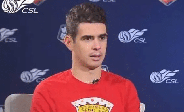 中国足坛又闹笑话！赛季结束天价外援度假归来，白领2300万欧年薪