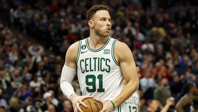 曝格里芬引四大豪强争抢：勇士快船76人在列 或9月底签约回归NBA