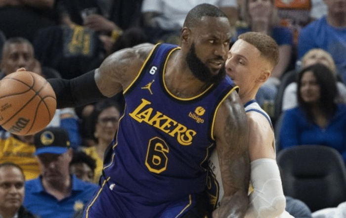 威少自曝腿筋拉伤真因 三巨头回应惨败勇士：打得太慢且不擅长投篮