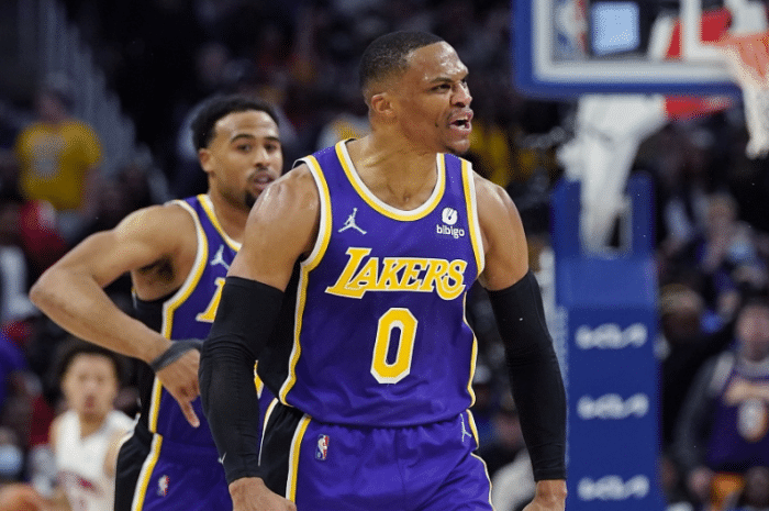 湖人和活塞裁判报告出炉！仅有1次漏判，詹皇被驱逐后浓眉威少带队逆转