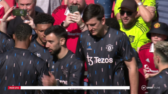 马奎尔打替补感失望，离开曼联前欲再夺两冠！替代瓦拉内原因曝光