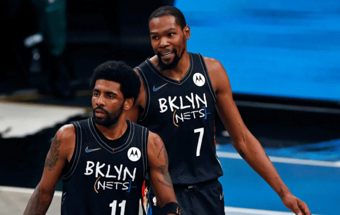 欧文再次道歉出战状态升级 禁赛闹剧仍未结束：篮网遭指控又摊上事