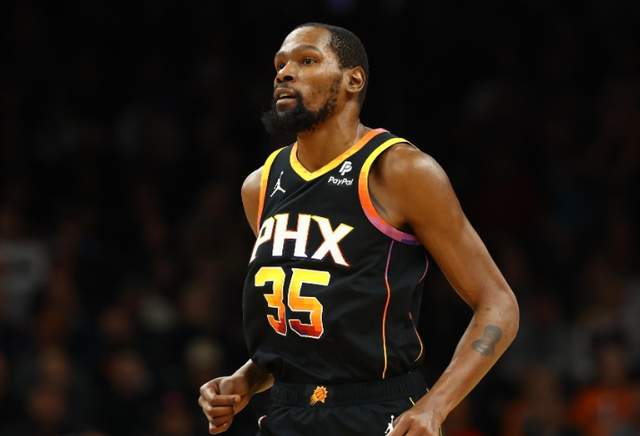 唏嘘！1.9亿战舰再现裂痕，超巨否定主帅战术，争冠恐已无望