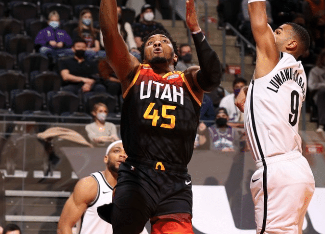 篮网惨败30分！哈登全程观战，惨败也有一大惊喜：新援23+15抢戏