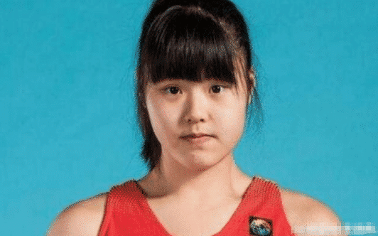 最萌中锋李月汝带队夺冠，巴特尔会给内蒙古女篮多少夺冠奖金？