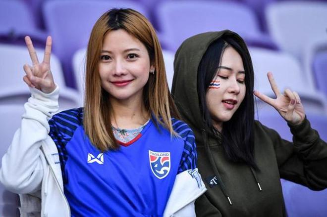 世界级跑位，武磊为何错失单刀？错失机会，看他和韦世豪反应秒懂