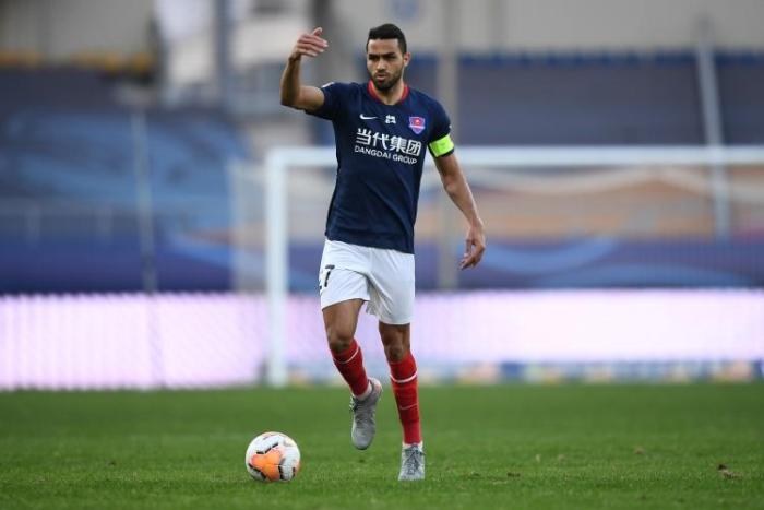 真不想卖人! 足球报: 重庆队不想从历史消失