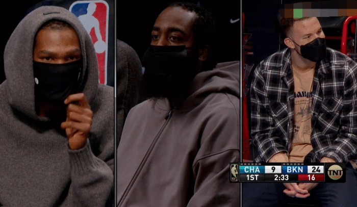 104秒7分1助！阿德首秀点燃替补席，欧文咧嘴大笑，杜兰特哈登疯狂庆祝