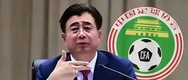 红星新闻：国足主帅候选人已抵达中国年薪报价超千万