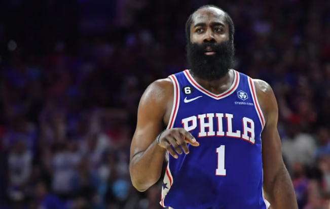 哈登仍拒绝参加76人训练营：继续逼宫交易 现身休城办派对做慈善