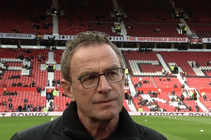 朗尼克炮轰曼联低效：教练已无能为力，八九个机会没进不能怪运气