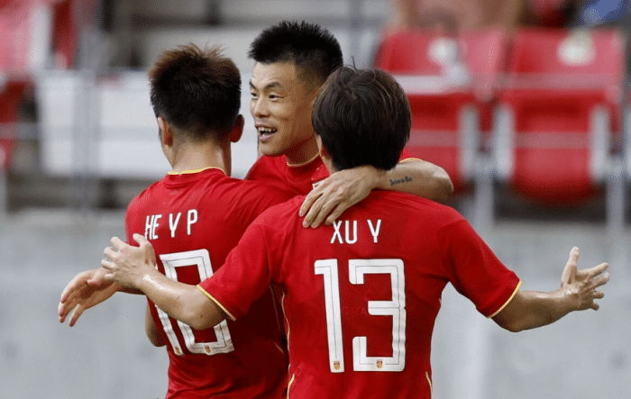 国足差一点进亚洲前十，苦主领先0.54分：半年内可躺赢