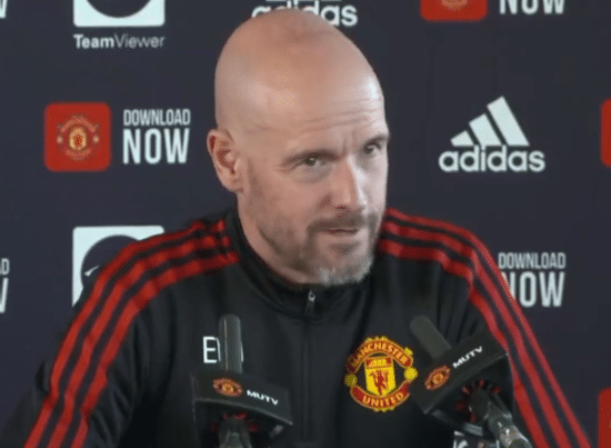 C罗被换下后不开心？滕哈赫：想留在场就向我证明