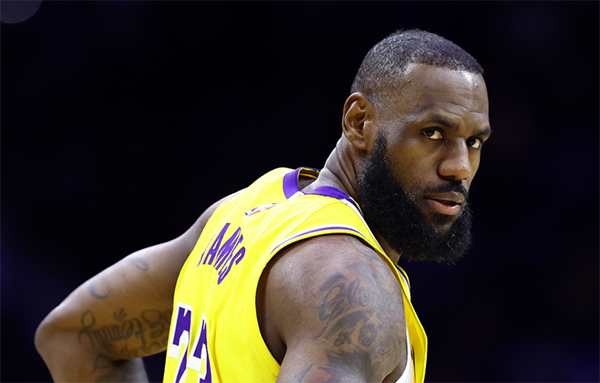 詹姆斯：从巴黎奥运凯旋，剑指 NBA 新赛季辉煌