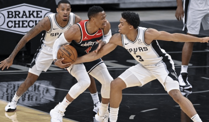 22年不赢球！奇才延续耻辱记录，威少表现不佳赛后爆粗口