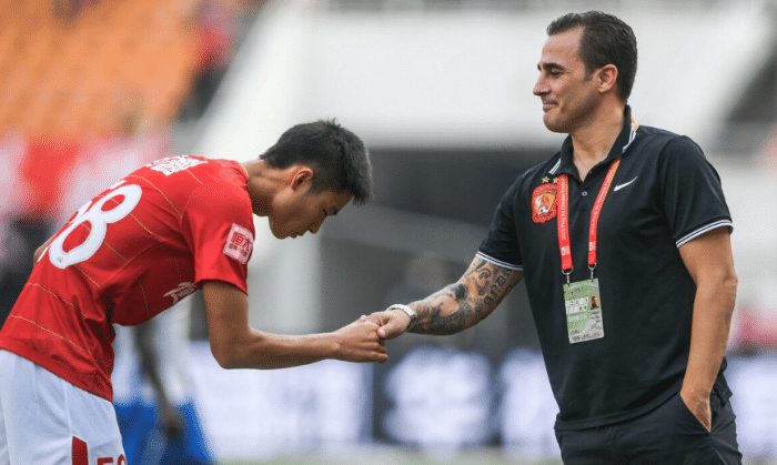 大反转！卡帅执教西班牙人悬念揭晓，陈雁升备受质疑，武磊要转运