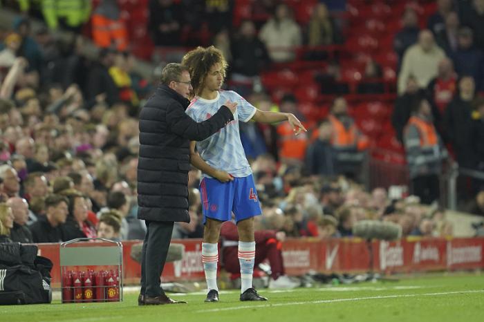 已宣布！曼联“刺头”将报销+离队+领衔5大球星0元转会，C罗被动