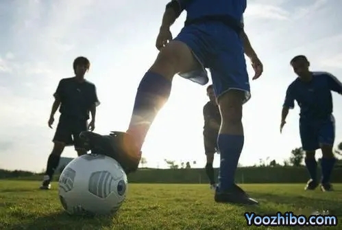 弧线球的原理是什么？弧线球怎么踢？