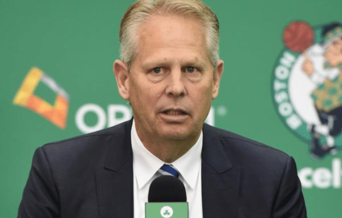 NBA最失意球队！连续痛失3大强援，MVP都不要，球迷疯狂嘲讽