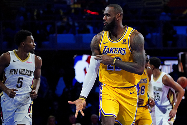 詹姆斯又创历史第一！湖人旧将称其值得一座雕像 步行者将帅也狂吹他