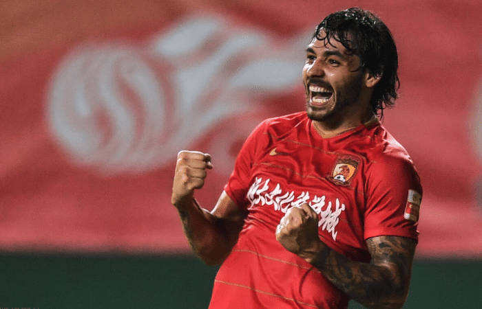 价值4306万头牌归化将入豪门，112球59助！广州队和国足都失算了