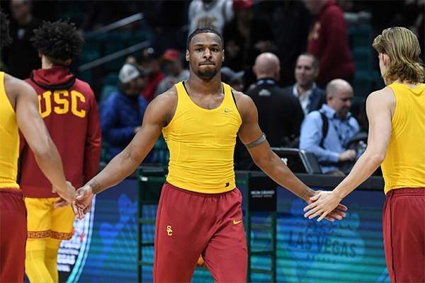 布朗尼预计2天后复出 詹皇回应超兴奋：迫不及待想看到他回归赛场