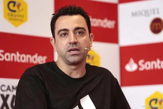 哈维：今天比赛前25分钟表现令人无法接受 我们本不该获胜但赢了