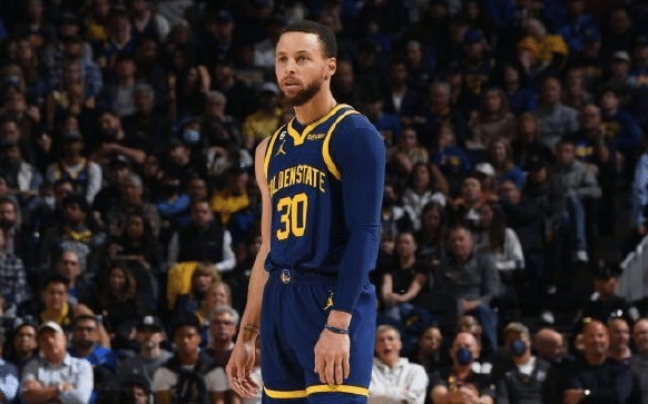 巨大遗憾！科尔赛后怒斥不配赢球，勇士迎考验：生死战来袭